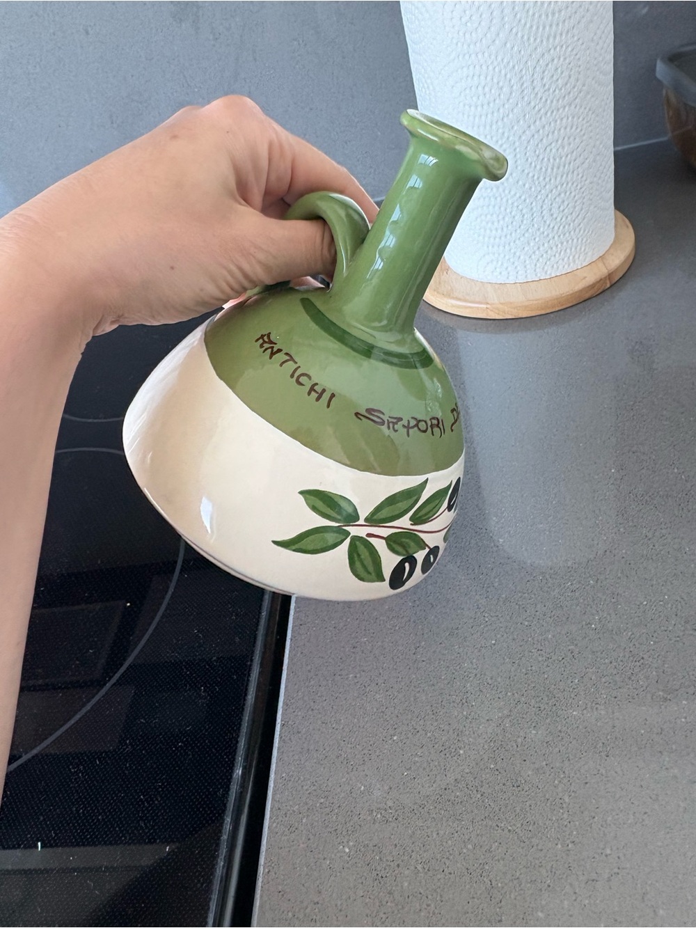 Italian Green and White Hand-Painted Ceramic Olive Oil Cruet - Picture 5 of 7